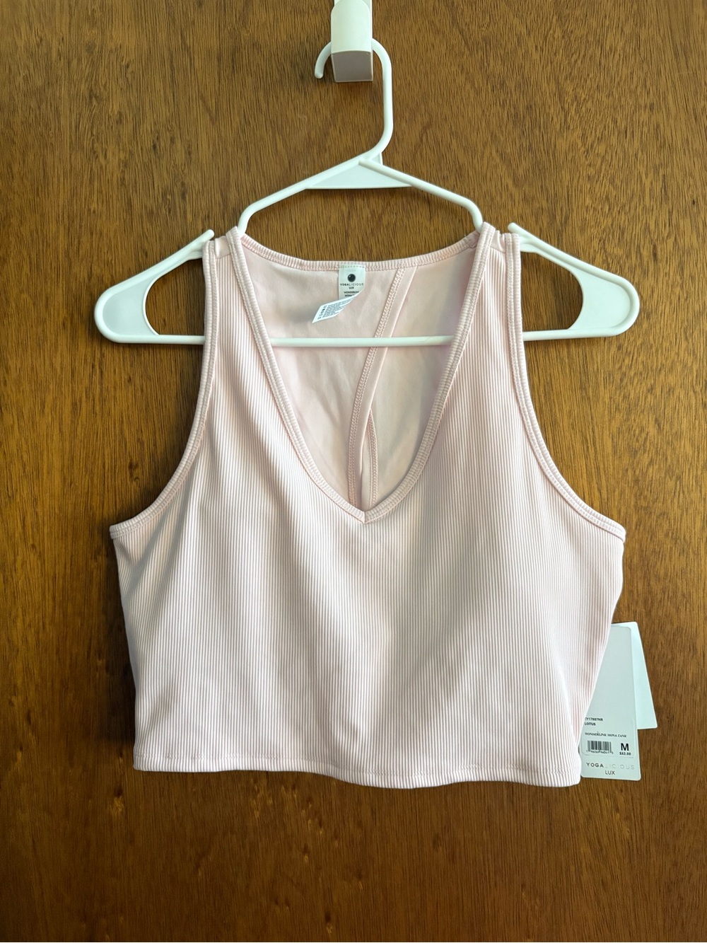 Yogalicious Ribbed V-Neck Crop Sports Bra - Light Pink